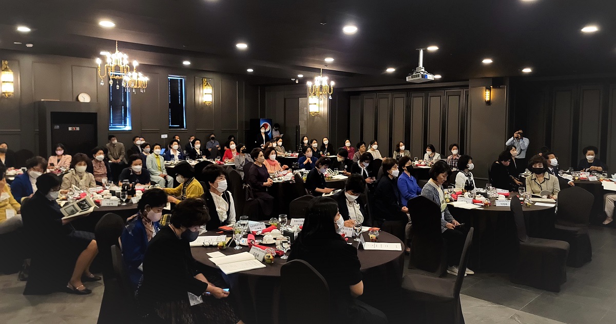 사진9_참석자 전경.jpg