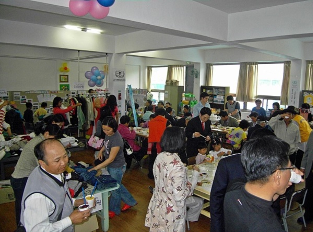 전북 장수지부 - 아이티 강진 구호성금을 위한 바자회